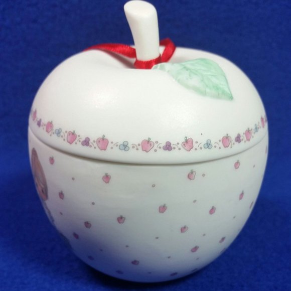 Precious Moments Love Never Fails Apple Trinket Box Gift For Teacher No Box - Picture 3 of 10